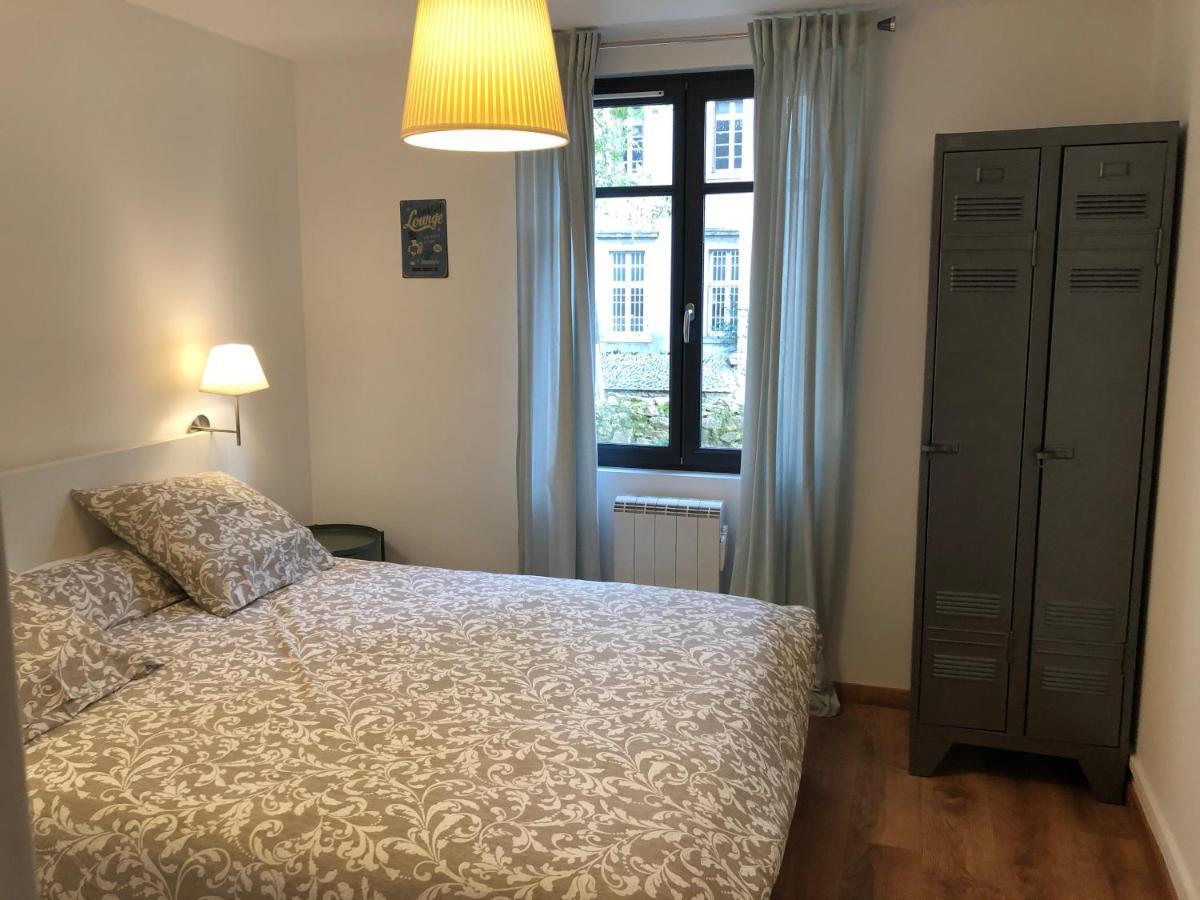 Au Vieux Lavoir Avec Parking Prive, Jardin , Climatisation, A 500 M De La Cite Carcasona Exterior foto